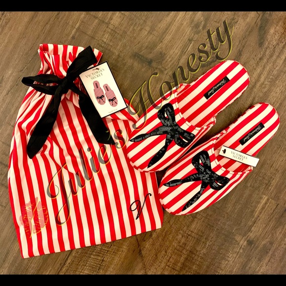 NWT Victoria’s Secret✨Satin Slippers - Picture 3 of 6
